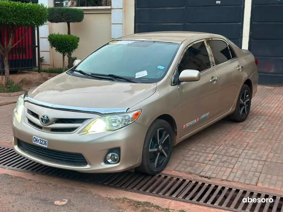 Toyota Corolla LE 2012 (image 7)