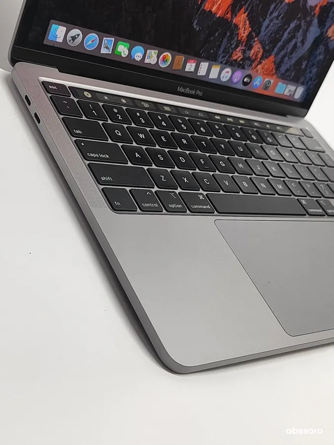 MacBook Pro 2020 13inch TouchBar (image 9)