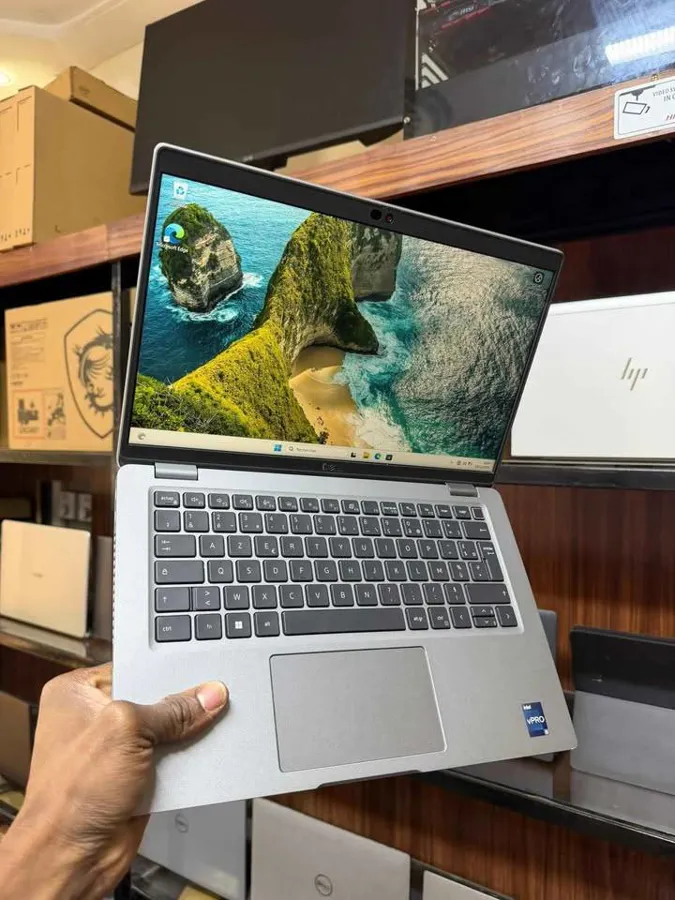 Dell latitude 5430 (image 5)
