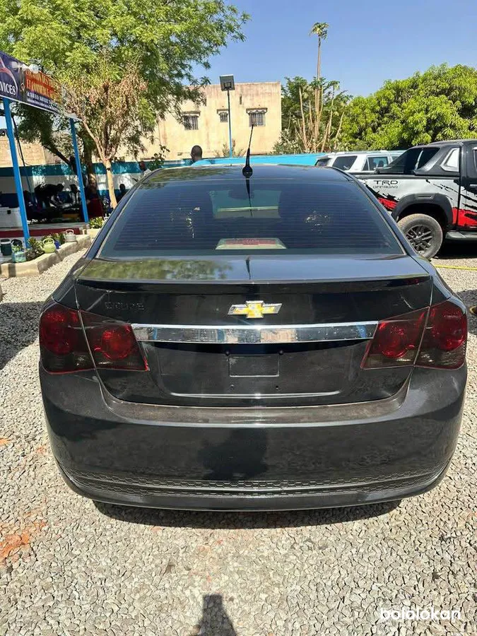 Chevrolet Cruze 2013 (image 3)