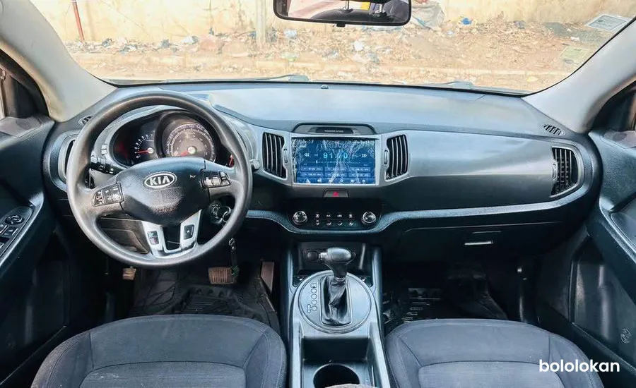 KIA SPORTAGE 2012 (image 10)