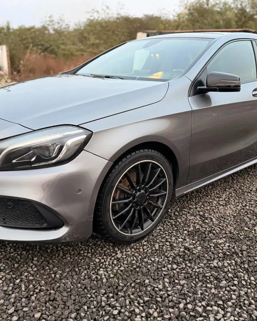 MERCEDES A 180 ANNEE 2016 (image 3)