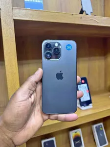 iPhone 14pro max 256Go