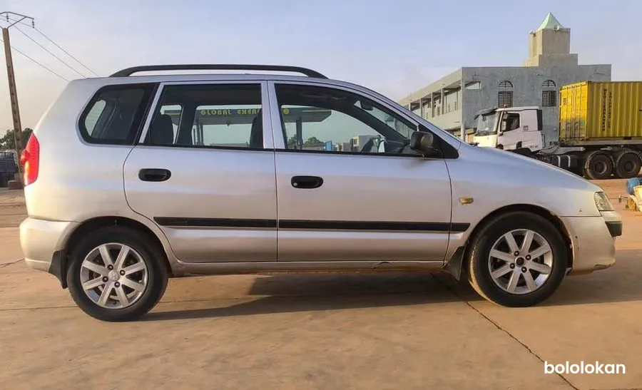 Mitsubishi space star 2005 (image 2)
