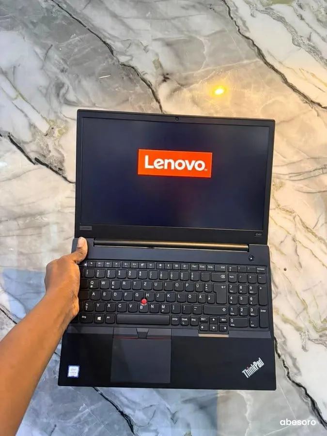 Lenovo ThinkPad E580 core i3 8th génération (image 2)