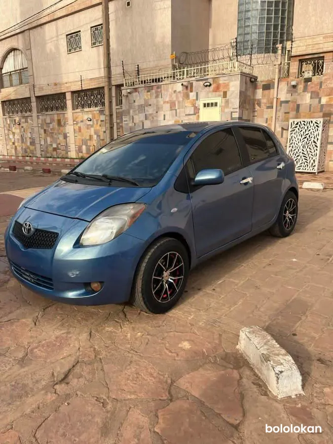 Toyota Yaris break automatique (image 2)