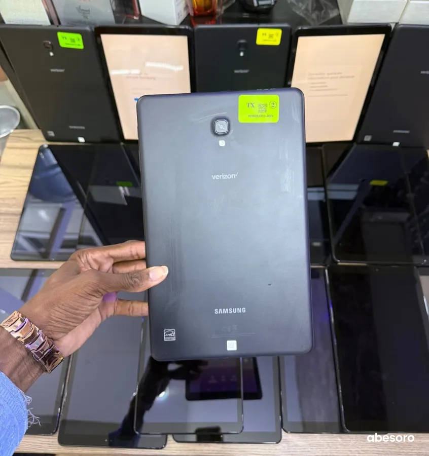 Samsung Galaxy Tab A 10.5" (2018), modèle SM-T597V (image 4)