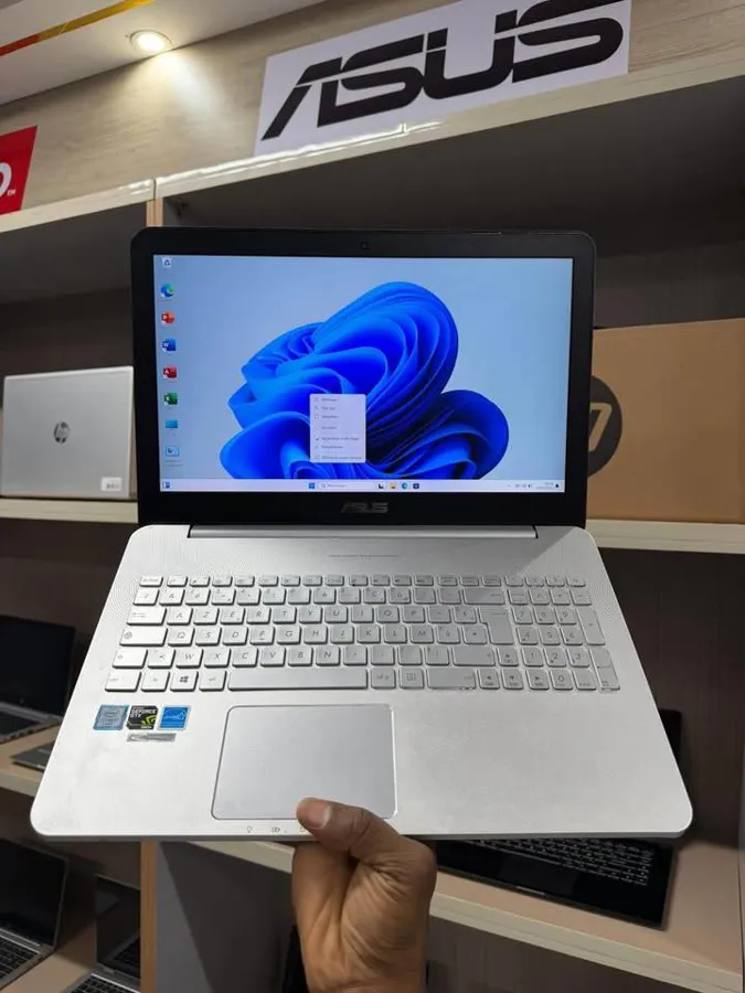 💻 ASUS N552VW (image 3)
