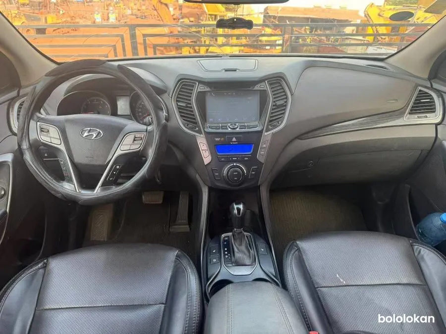 Hyundai Santafé 2015 (image 2)