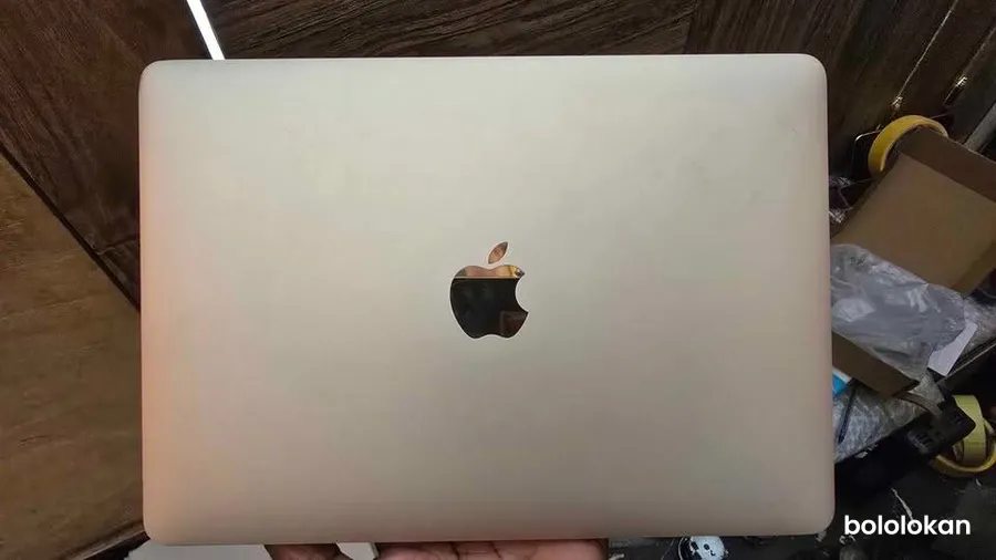 Macbook Retina 12 inch 2017 (image 2)