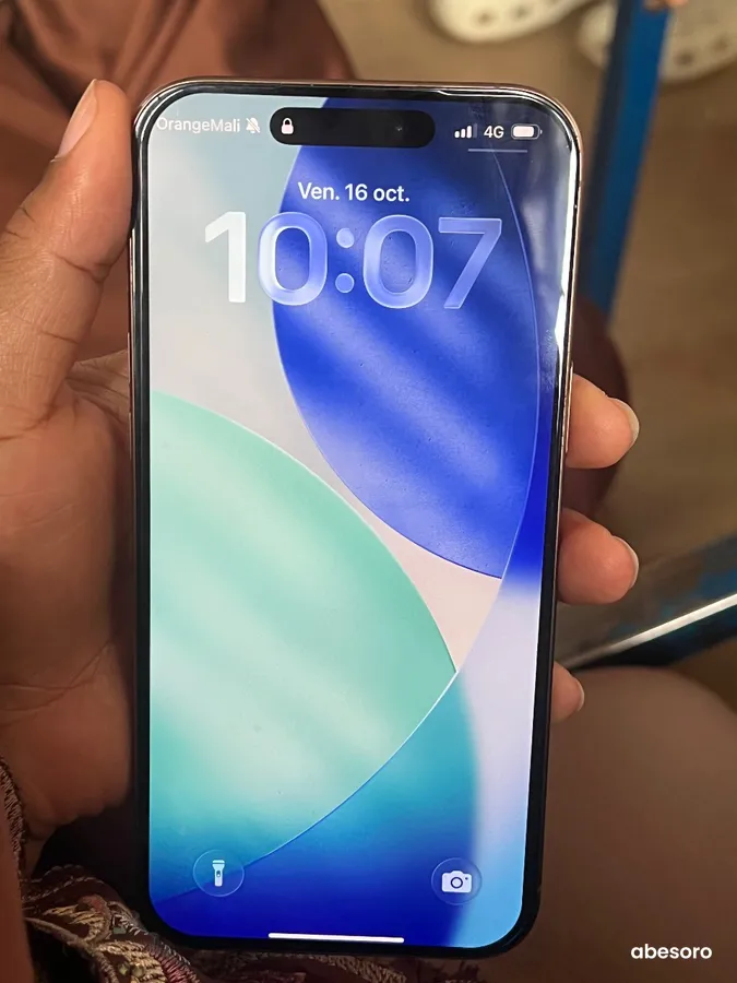 iPhone  (image 2)