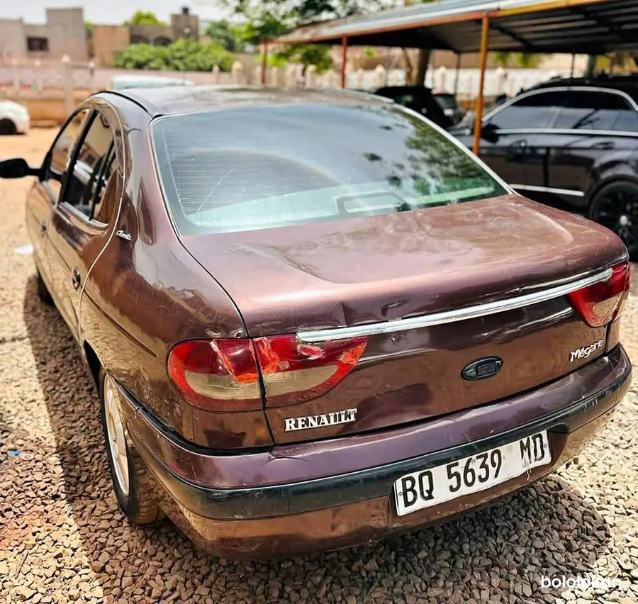 Renault Megane 2006 (image 1)