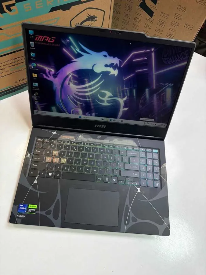 MSI Cyborg 15 B13WEKG (Gaming Laptop) (image 4)