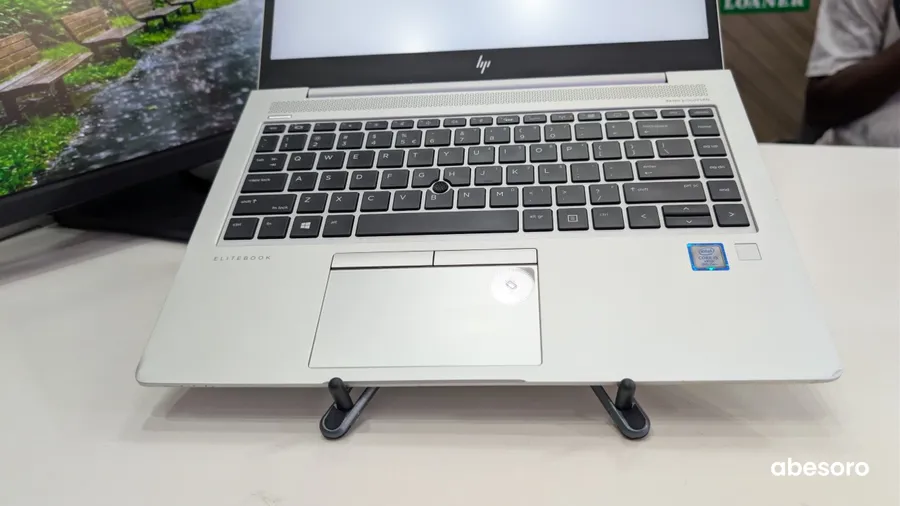 Hp EliteBook 840 G5 (image 6)