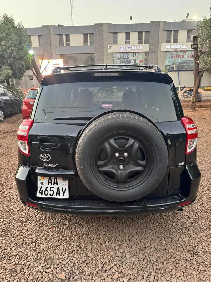 Toyota Rav4 limited 2010 (image 1)