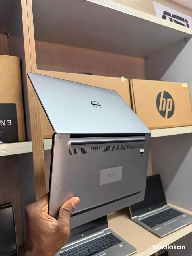 Dell XPS 13 9360 (image 5)