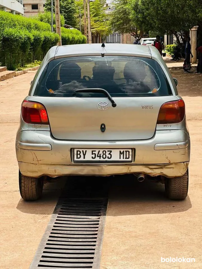 TOYOTA YARIS 2005 (image 4)