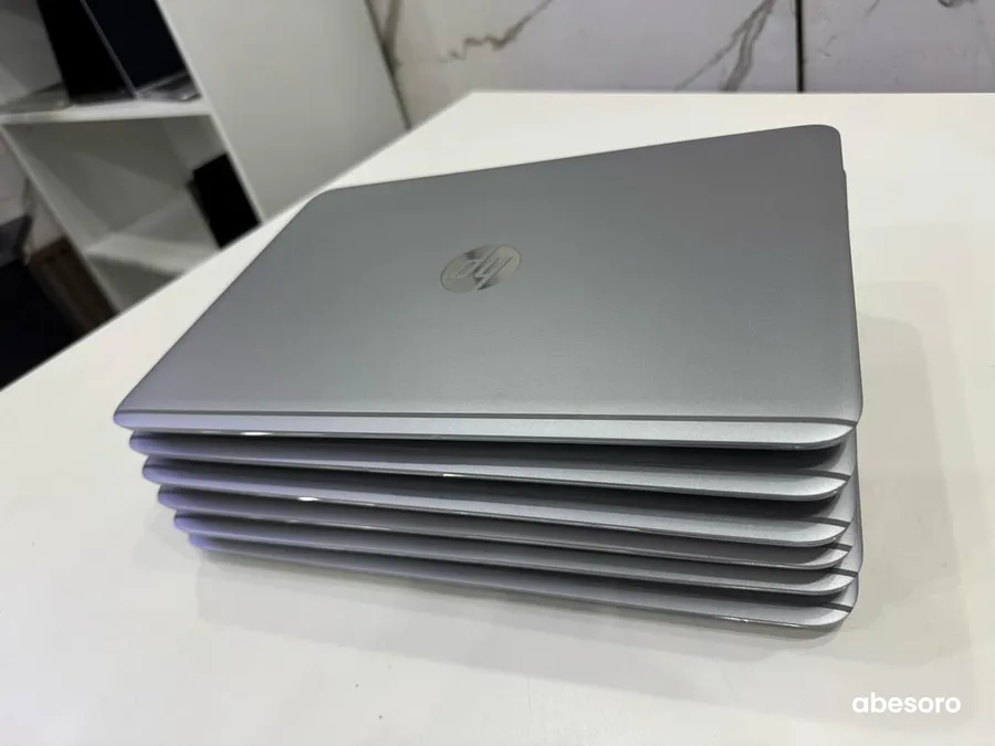 HP ELITEBOOK FOLIO 1040 G3 (image 3)