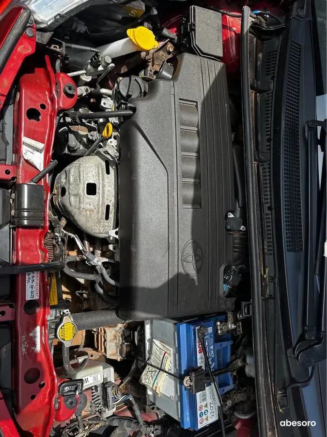 Toyota Yaris Break 2012 (image 8)