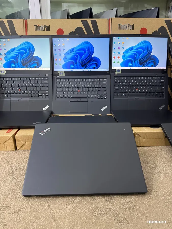 LENOVO THINKPAD T490s (image 1)