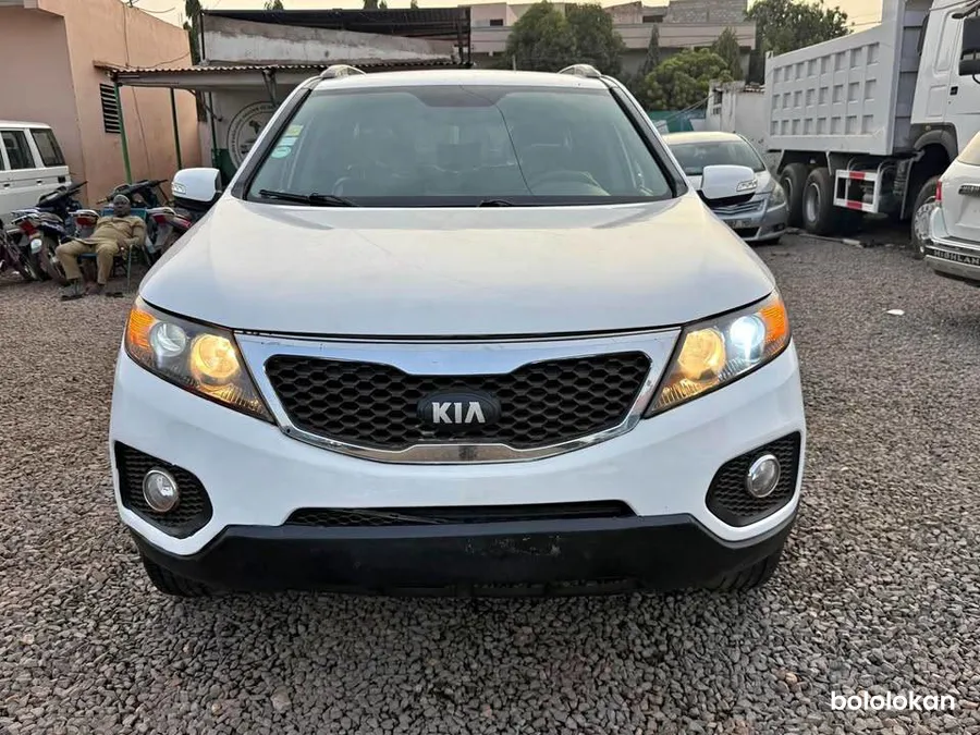 Kia Sorento 2012 (image 1)