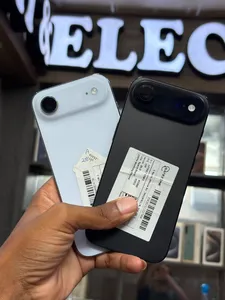 iPhone 17 Air eSIM 256go