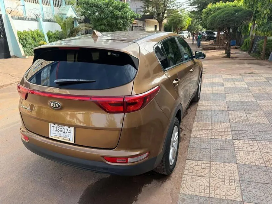 Kia Sportage 2016 (image 6)