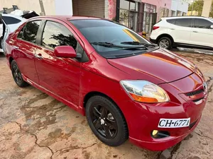Toyota yaris berline 2007