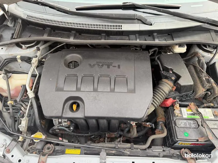 Toyota Corolla LE année 2012 (image 7)