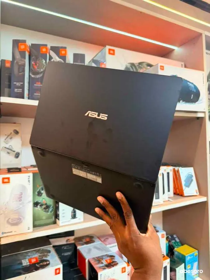 Asus Laptop 13th Génération (image 5)