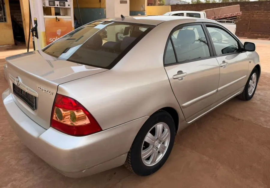 Toyota Corolla Alpha 2007 (image 5)