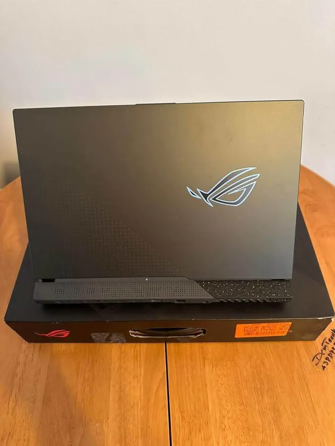 Asus ROG~STRIX neuf (image 3)