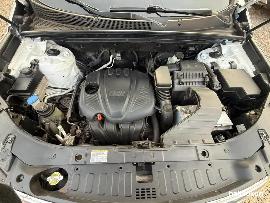 Kia Sorento 2012 (image 3)