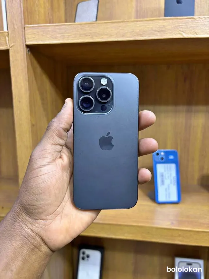 iPhone 15pro 128Go (image 1)