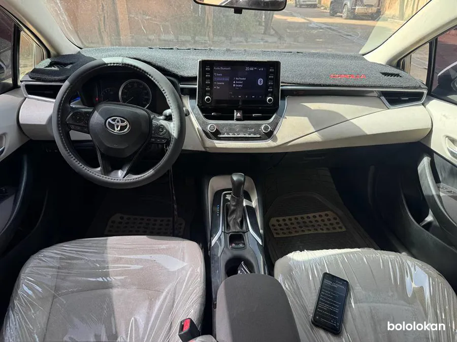 Corolla LE 2020 Au revoir tout fini (image 4)
