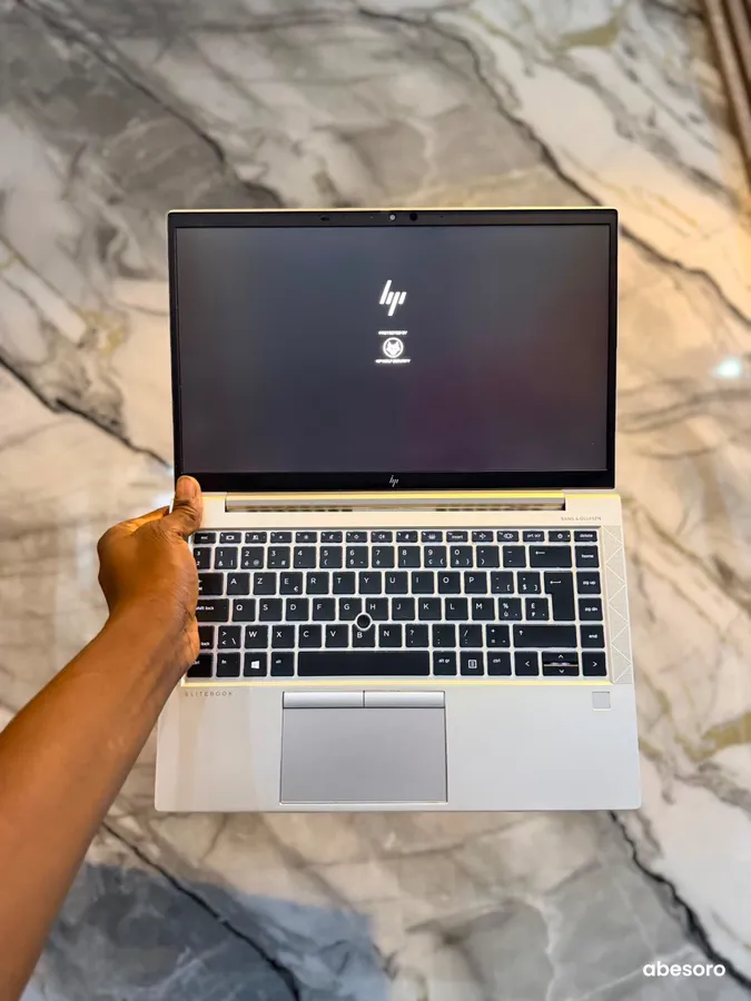 Ho EliteBook 845 G8 (image 3)