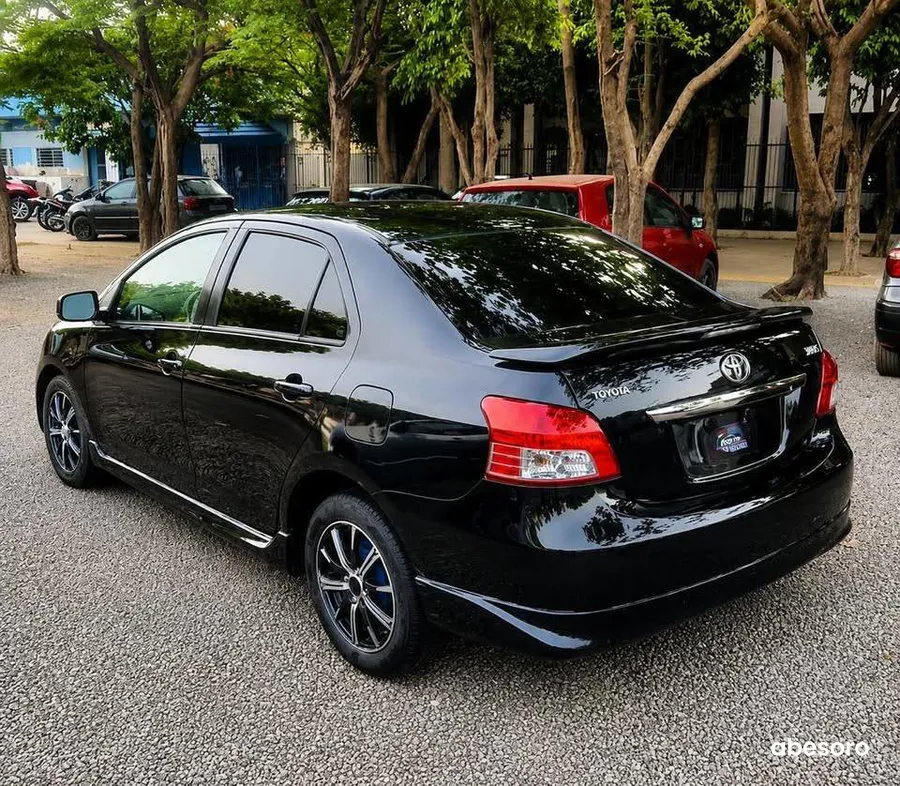 TOYOTA YARIS TS 2009 (image 2)
