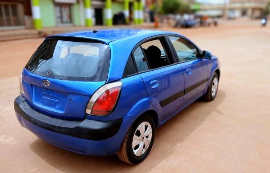 Kia Rio 5 Année 2010 (image 2)