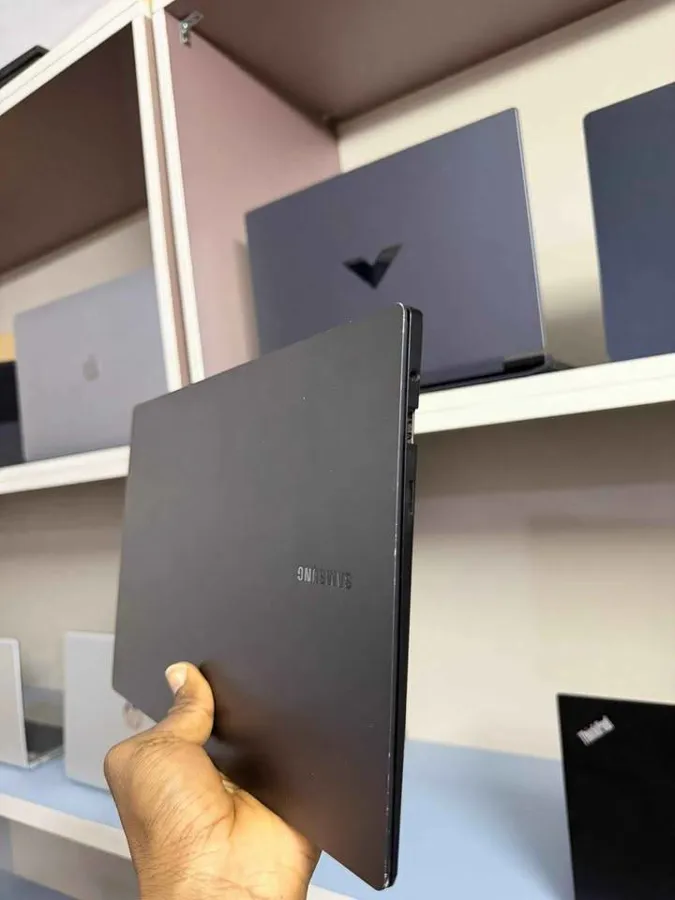 Ordinateur Samsung Galaxy Book 2 Pro (image 3)