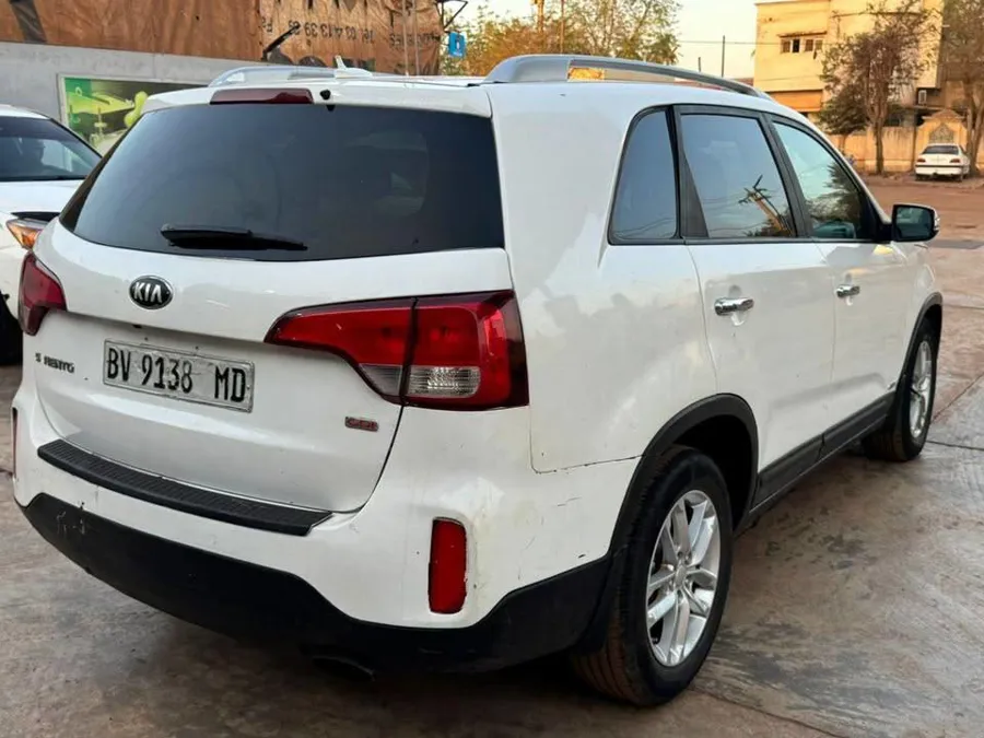 KIA SORENTO 2014 (image 2)