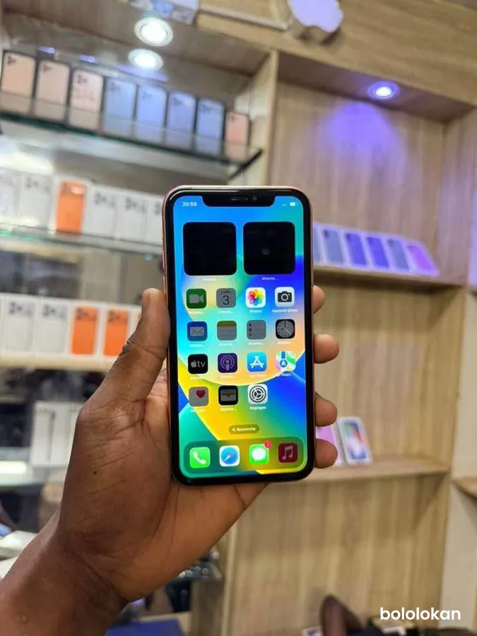 iPhone XR 64Gb batterie 100% (image 4)