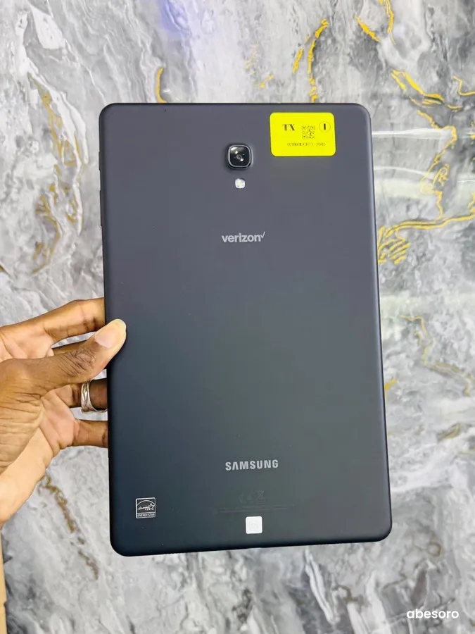 Samsung Galaxy Tab A 10.5" (2018), modèle SM-T597V (image 1)