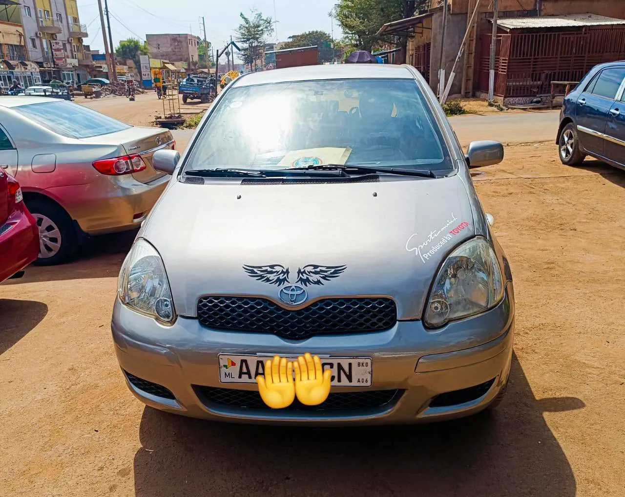 Toyota Yaris 2005 (image 1)
