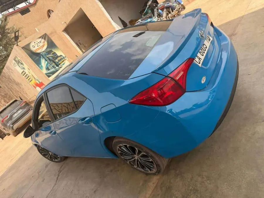Toyota Corolla S 2014 (image 6)