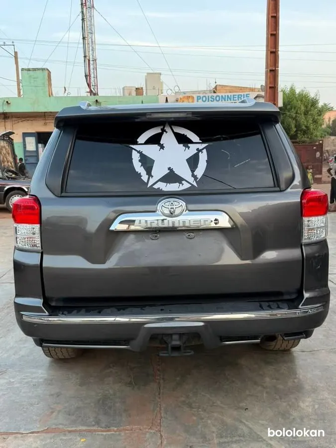 Toyota 4runner limited 2012 (image 10)