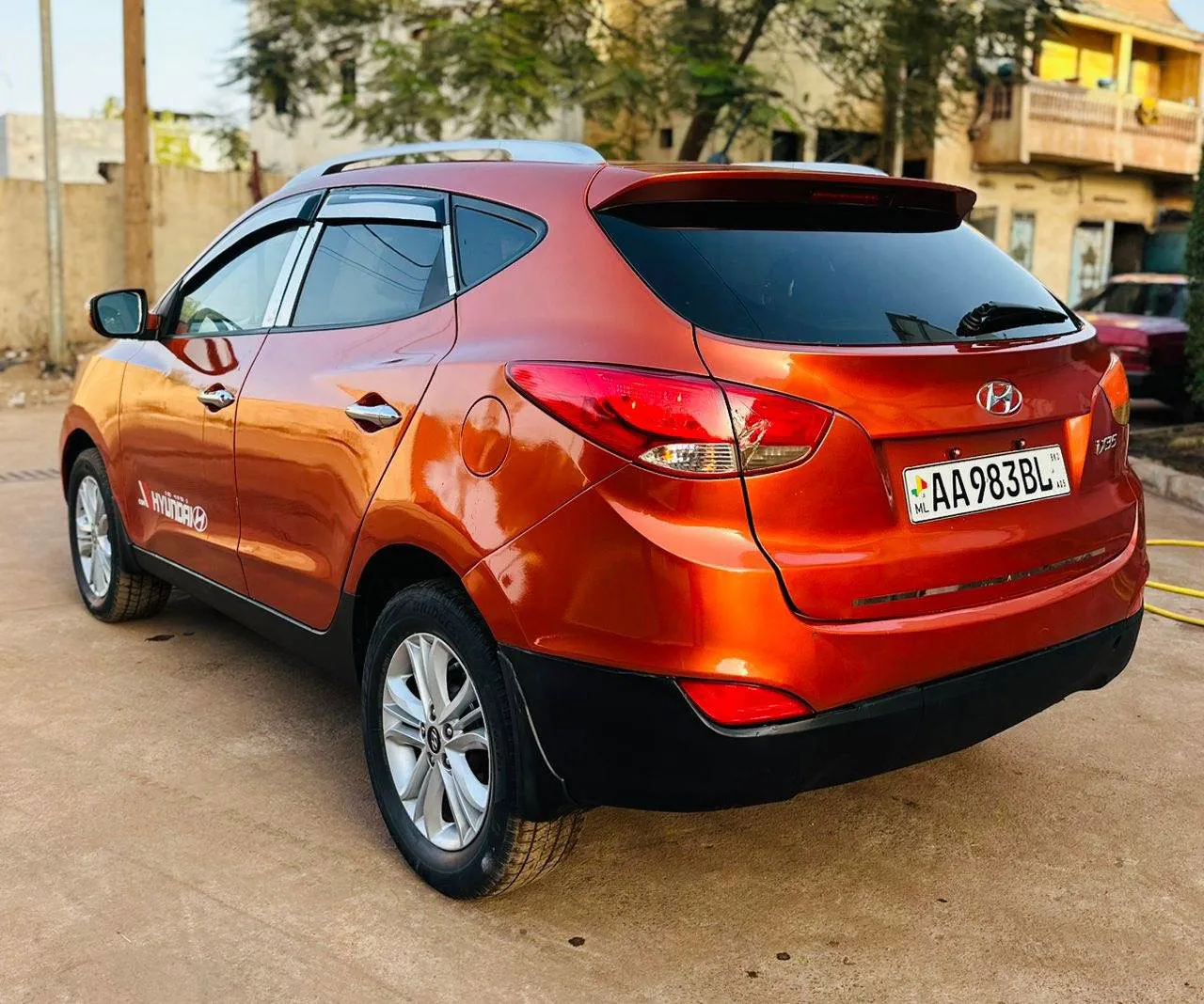 HYUNDAI TUCSON IX35 2011 (image 6)