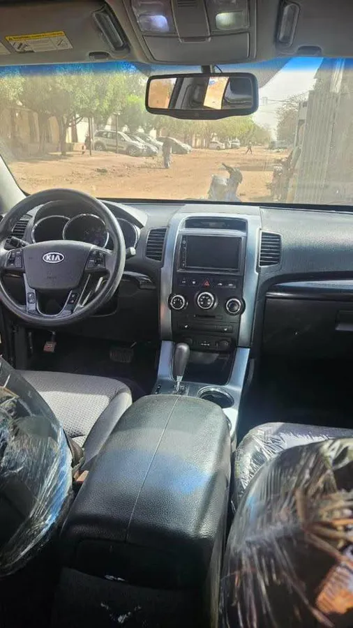 Kia Sorento Année 2011 (image 4)