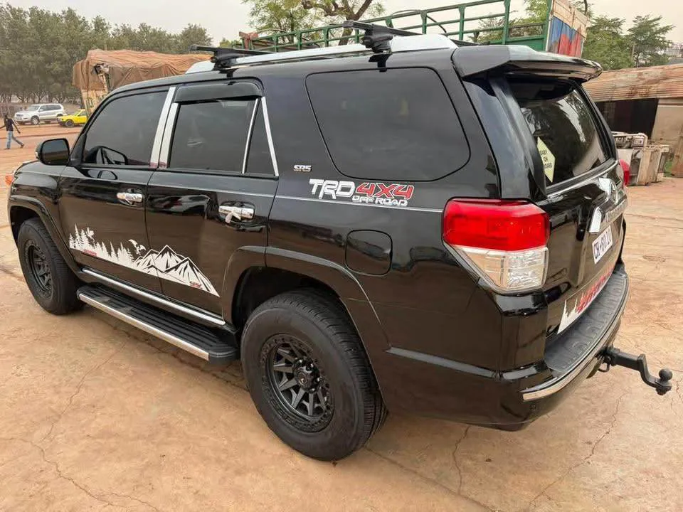 Toyota 4 Rhunner année 2011 (image 4)