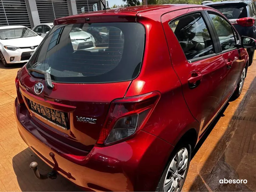 Toyota Yaris Break 2012 (image 5)