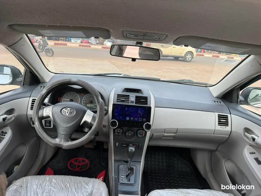 TOYOTA COROLLA LE 2013 (image 8)
